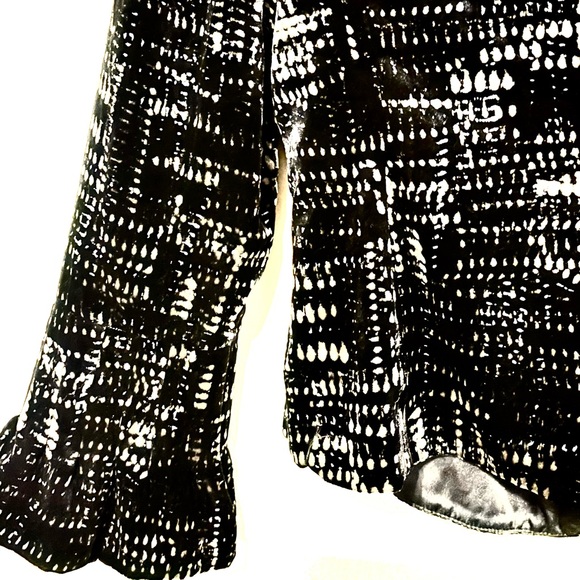 Gergio Armani Collezioni Women's Cut Ruffle Velvet BlazerJacket Silk Blend Sz 8 - Picture 9 of 12